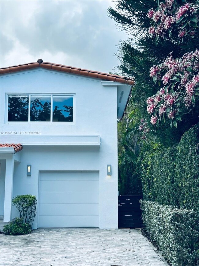 Photo - 1430 Baracoa Ave