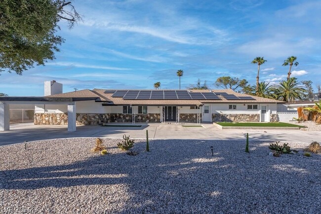 Photo - 2106 W Oakey Blvd