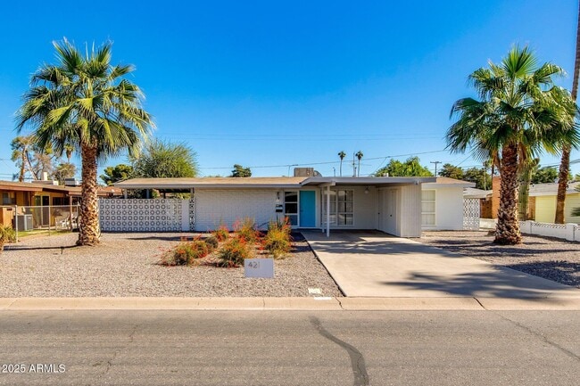 Photo - 421 N Evergreen St