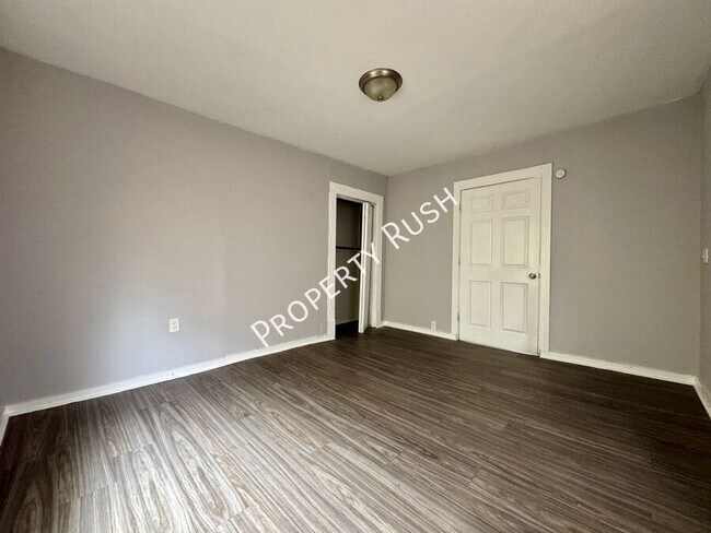 Photo - 3805 Alton Park Blvd