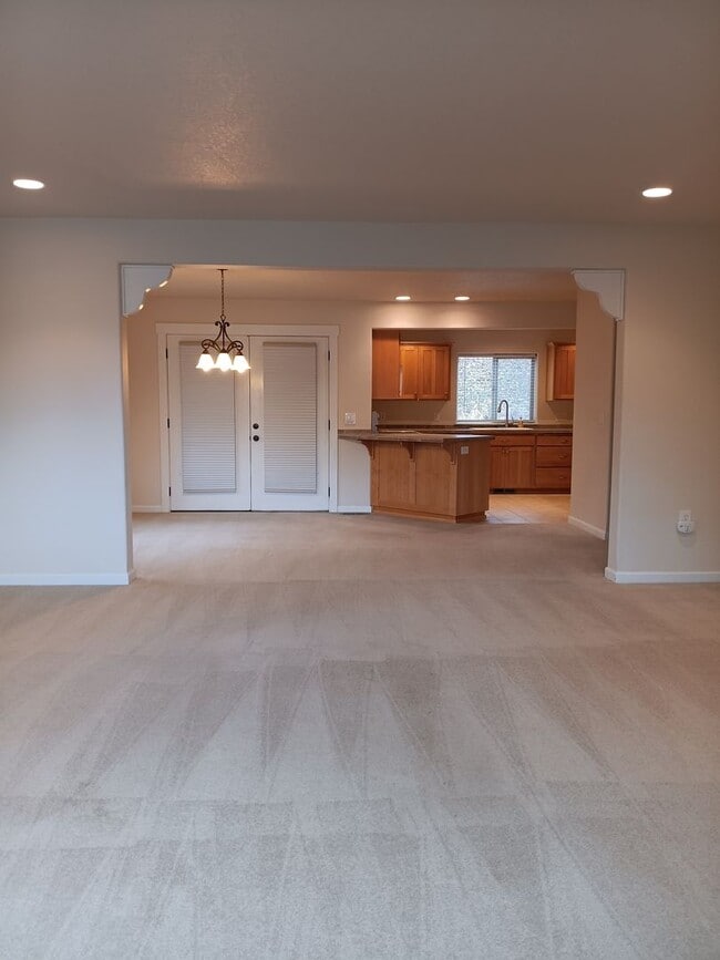 Photo - Beautiful Townhouse in West Salem is Ready For You!