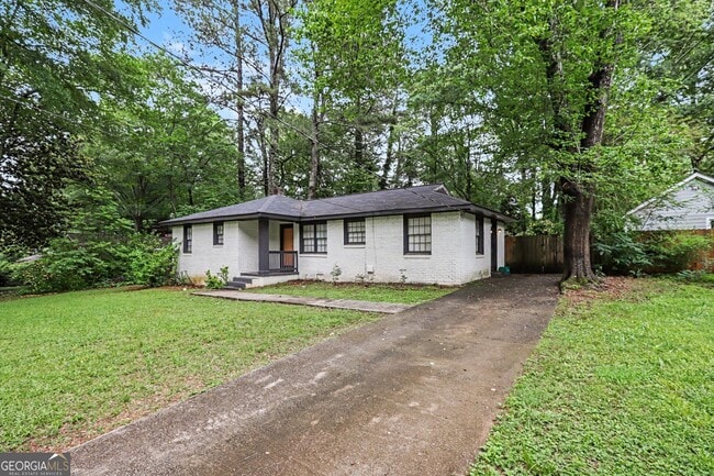 Photo - 3743 Poplar Dr