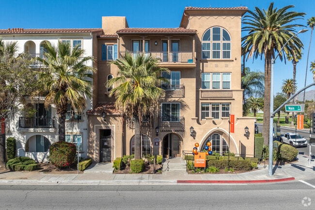 Entrada - Raincross Promenade