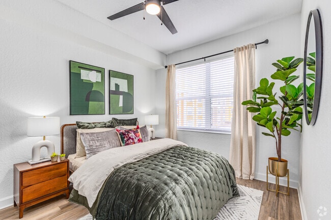 2BR, 2BA - 1,046SF - Primary Bedroom