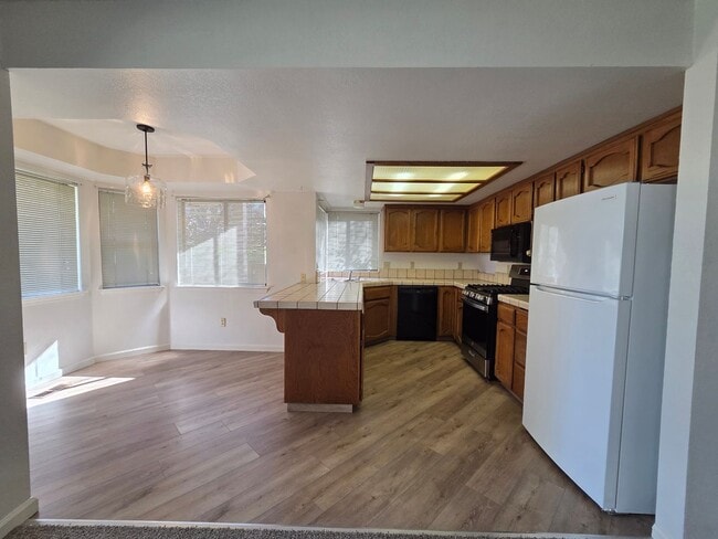 Photo - 3706 Mt Ashland Ave