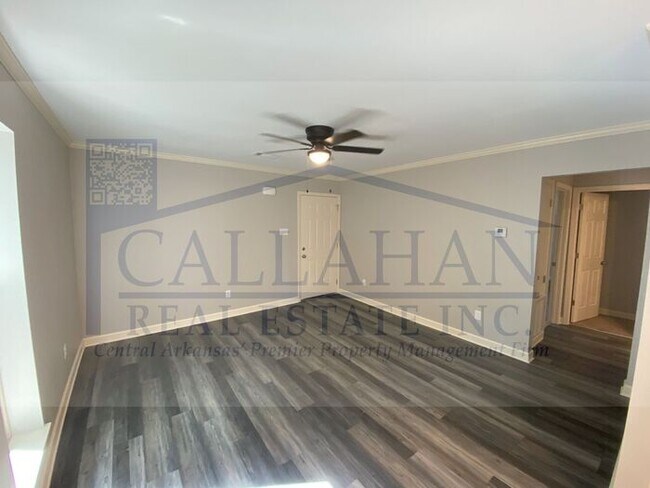 Updated NLR 2 Bedroom Unit