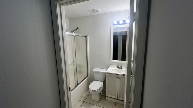Photo - 5470 16th Pl SW Unit 111