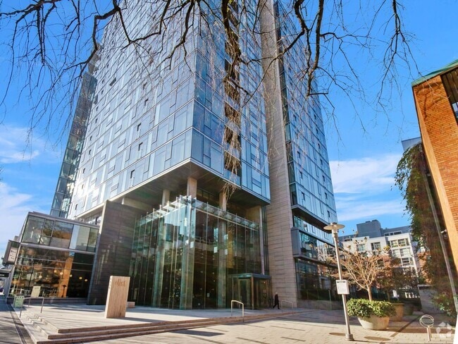 Building Photo - 1221 SW 10th Ave Unit ET1414 Rental