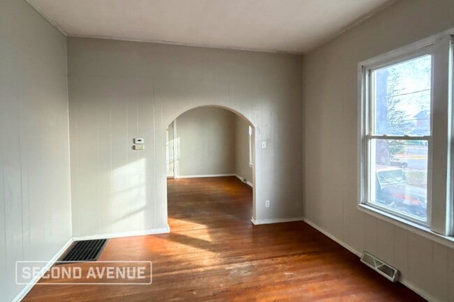 Photo - 154 W Lebanon St