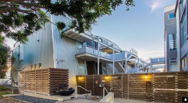 Photo - 615 Hampton Dr Unit D301