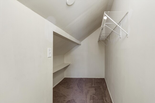 Photo - 19329 Stahelin Ave