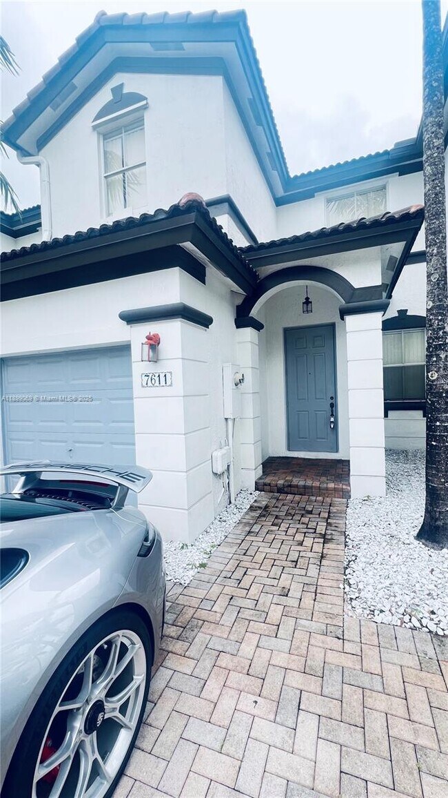 Photo - 7611 NW 115th Ct