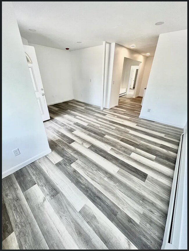 Photo - Brookside Unit B