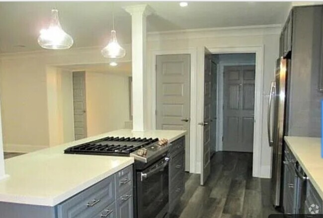 Building Photo - 3312 Clifford Dr Rental