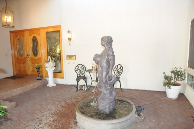 Photo - 1902 Stonesgate St