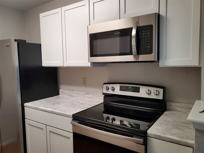 Photo - 3130 Forestbrook Dr
