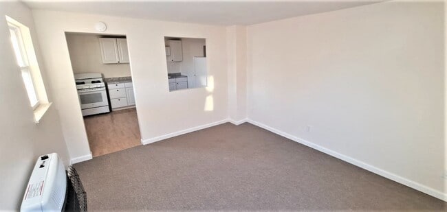 Photo - 1419 20th St Unidad 4