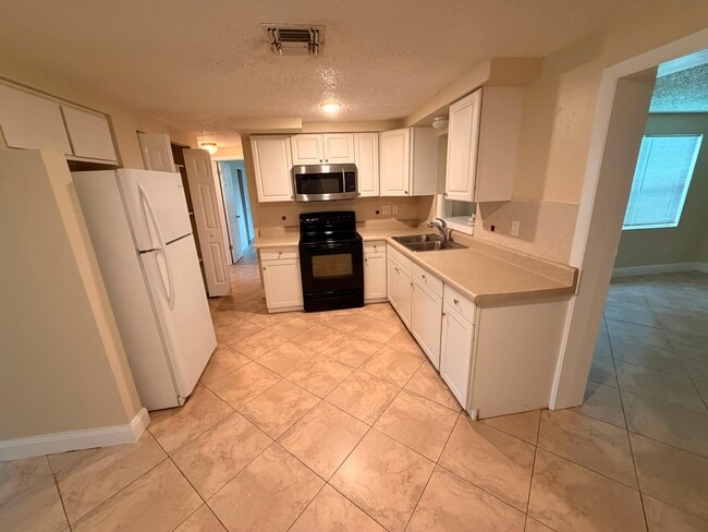 Photo - 4720 Salem Dr
