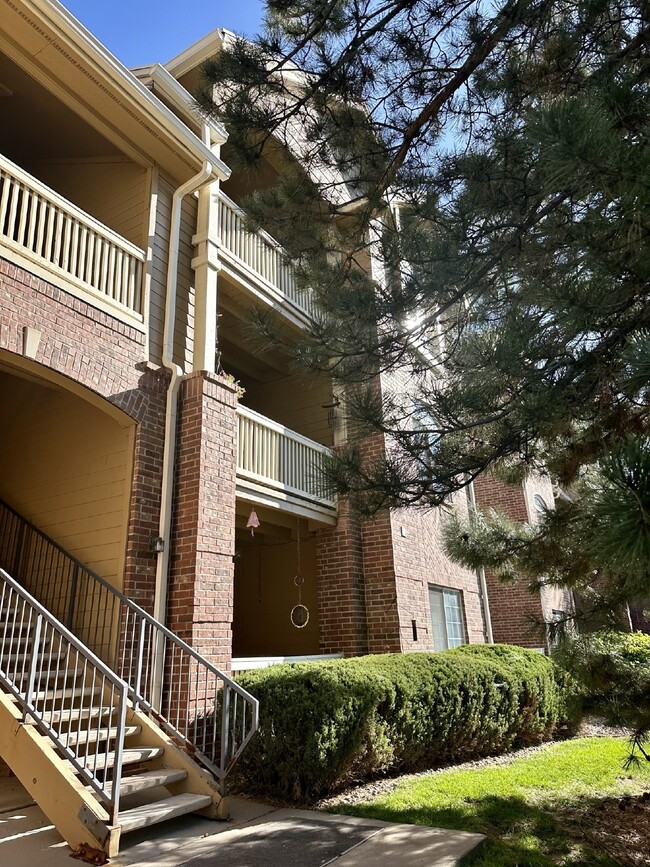 Building Photo - **MOVE IN SPECIAL** on this updated 2Bed/2... Unit 236
