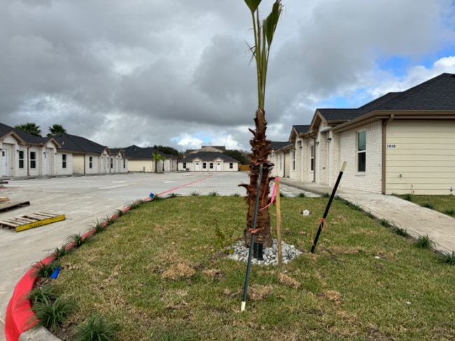 Photo - 1810 Atrium Pl Dr Unit 4