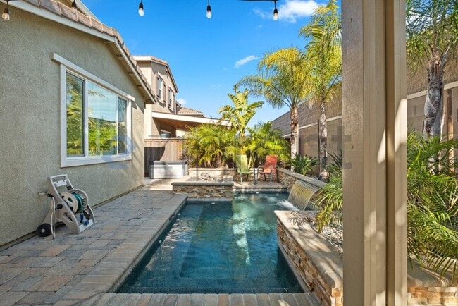 Photo - 551 Sawyer Dr