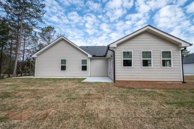 1106 Lackey Rd