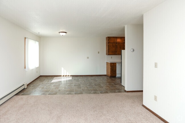 2HAB, 1BA - 875 ft² - Bison Arms Apartments