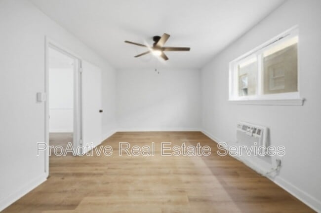 Photo - 2065 E Ocean View Ave