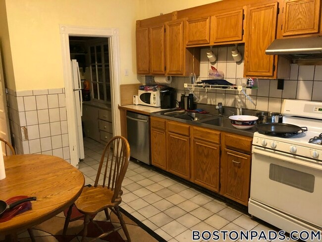 Photo - 14 Mt Hood Rd Unit 2