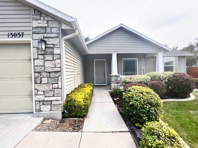 Photo - 13037 W Peachleaf Ct