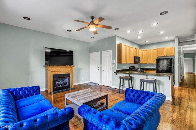 Photo - 2335 W Harrison St Unidad 3