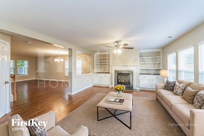 Photo - 634 Conover Rd