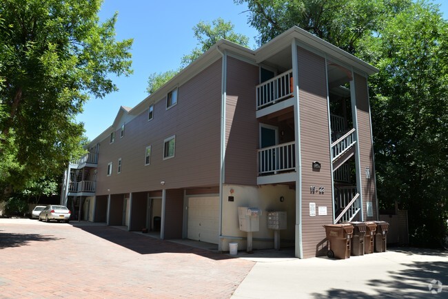 Elder Square Apartments - Elder Square Apartments