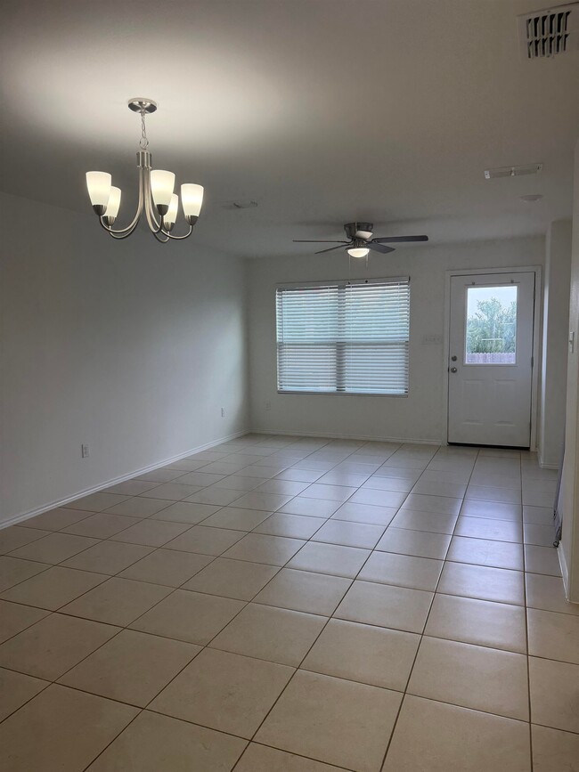 Photo - 5701 Montevista Dr Unit N/a