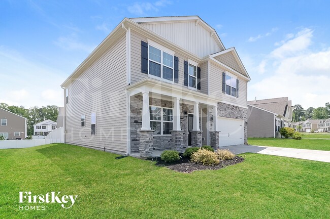 Photo - 43 S Great White Way