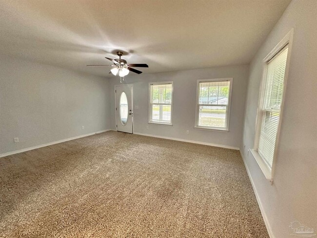 Photo - 4780 Oakland Dr