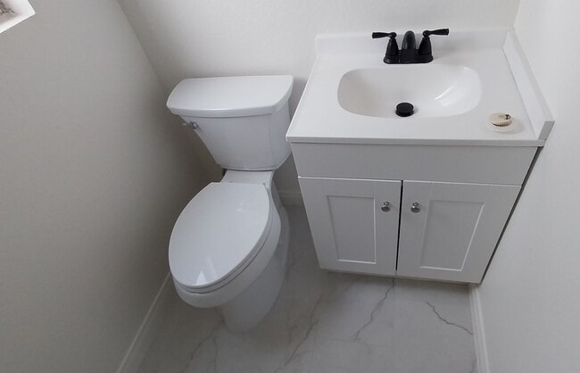 Photo - 4455 1/2 S Centinela Ave