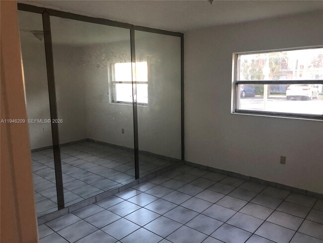 Photo - 4301 NW S Tamiami Canal Dr Unit 3-112