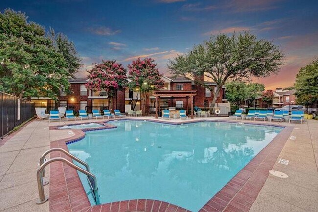 Photo - 9519 Valley Ranch Pkwy E Unidad b1