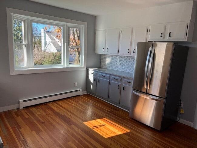 Photo - 24 Ewell Ave