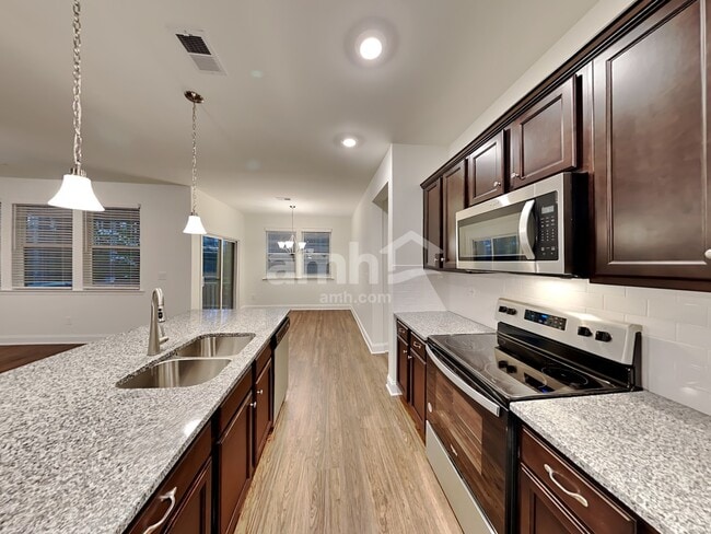 Photo - 728 Callan Ct