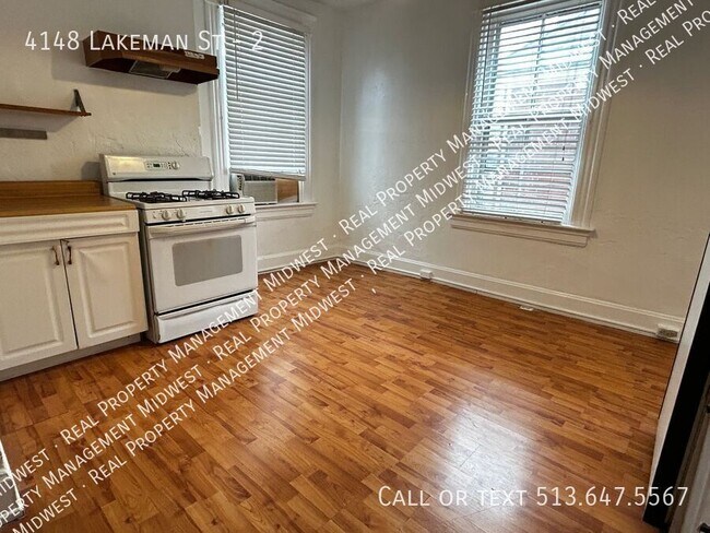 Photo - 4148 Lakeman St Unit 2