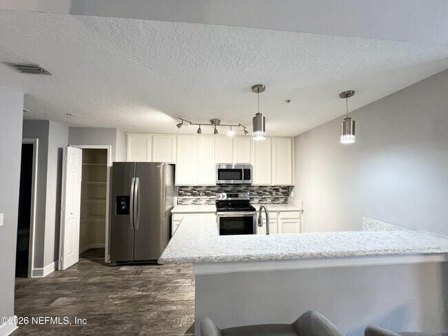 7058 Snowy Canyon Dr Unit 107