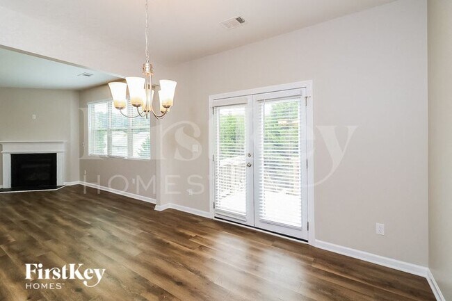 Photo - 106 Woodbridge Trl