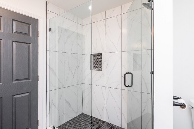 Photo - 1540 Eastland Rd SE