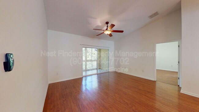 Photo - 5663 Greenland Rd