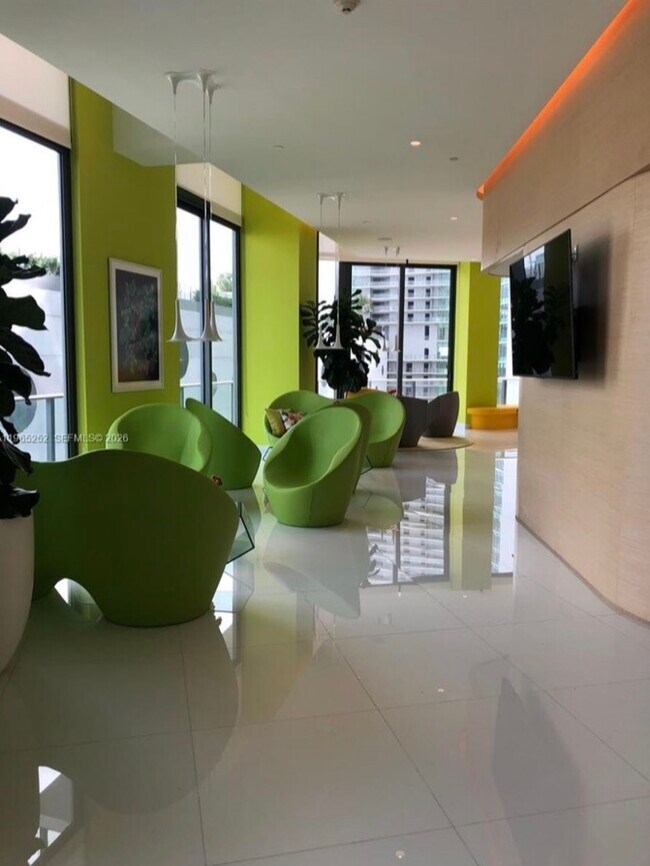 Photo - 501 NE 31st St Unidad 2702