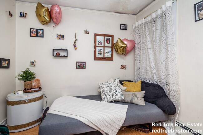 94 West Cedar St Unit 2