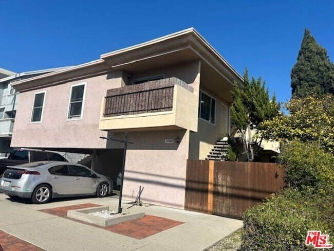 Building Photo - 3560 S Centinela Ave Unit 7 Rental