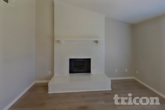 Photo - 300 Ripplewood Dr